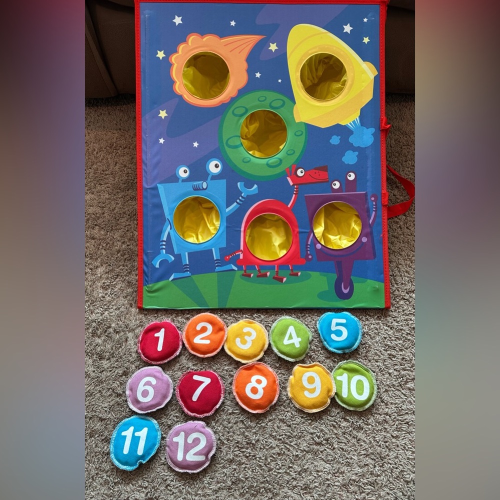 Learning Resources Smart Toss Bean Bag Preschool Tossing Game